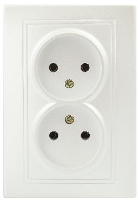 Розетка Intro Plano 1-204-06 без заземления двойная 2х2P, 16А-250В, IP20, СУ, перламутр